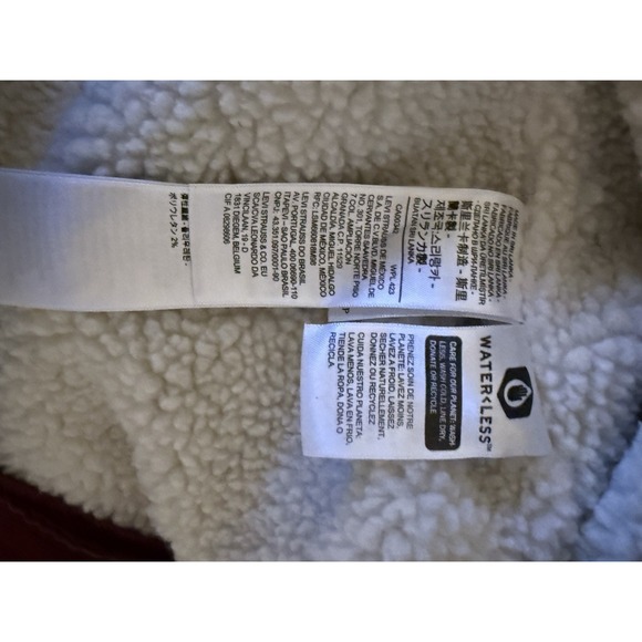 Levi's Womens Type III Sherpa Trucker Jacket Decadent Burgundy Corduroy Medium - Picture 5 of 6